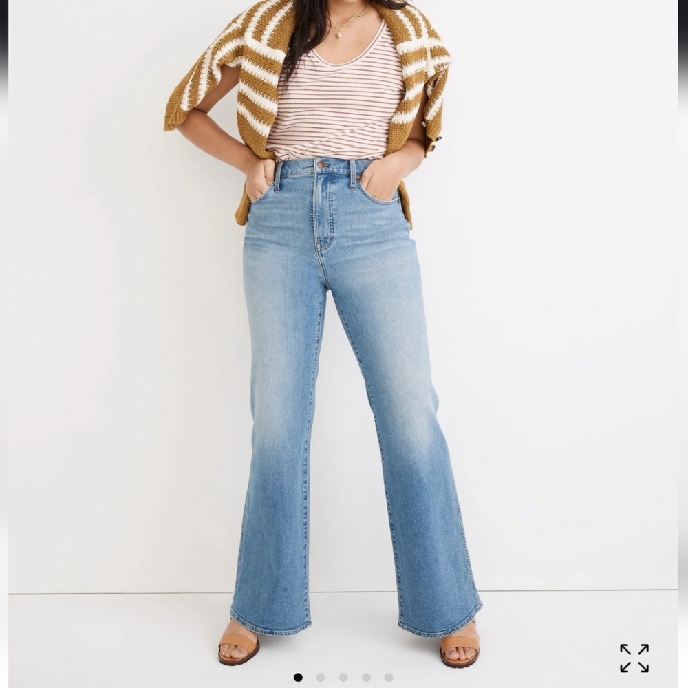 Madewell High-Rise Flare Jeans in Caine Wash size 29